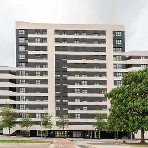 Be Casa - Valdebebas شقة فندقية
